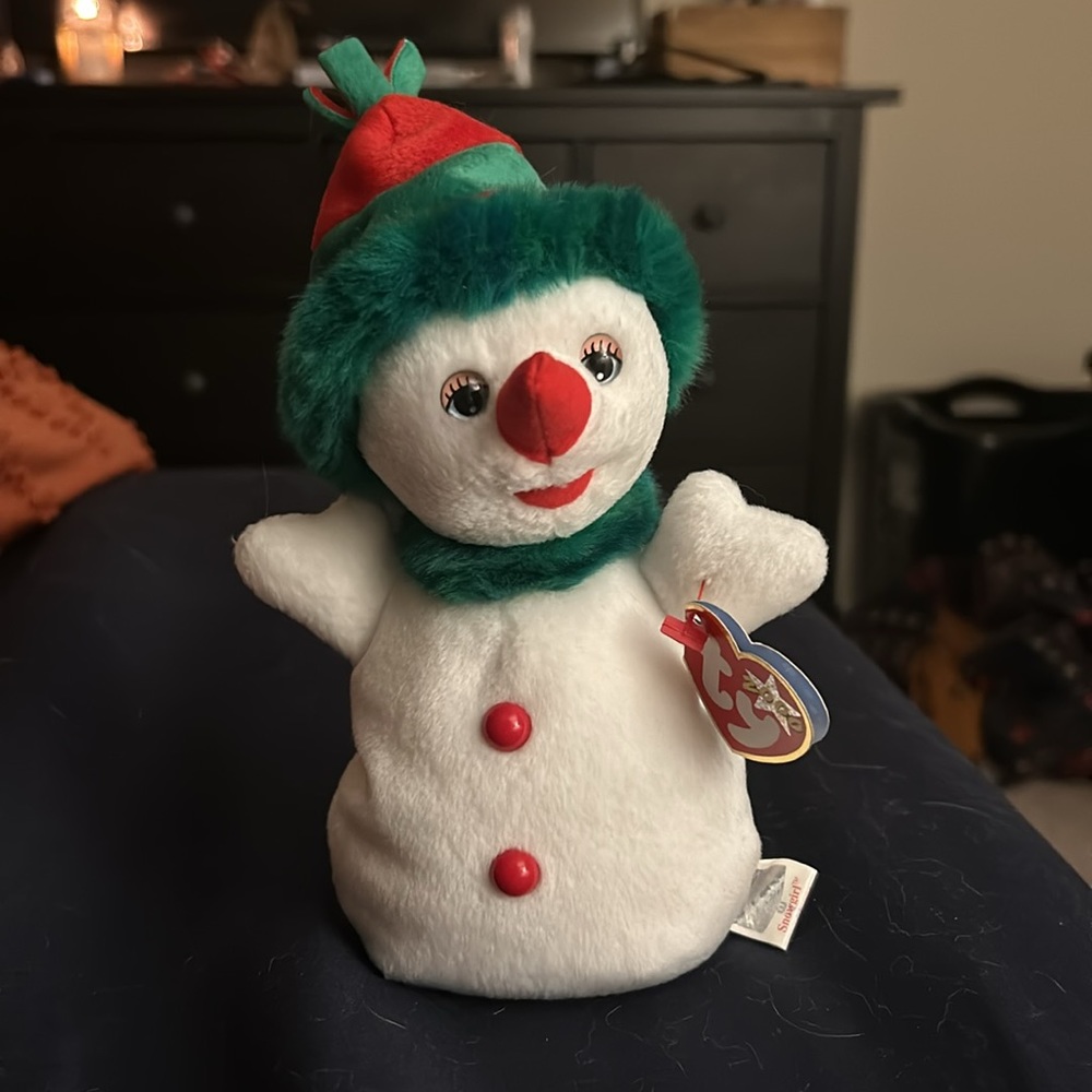 Snowgirl 2000 Beanie Baby